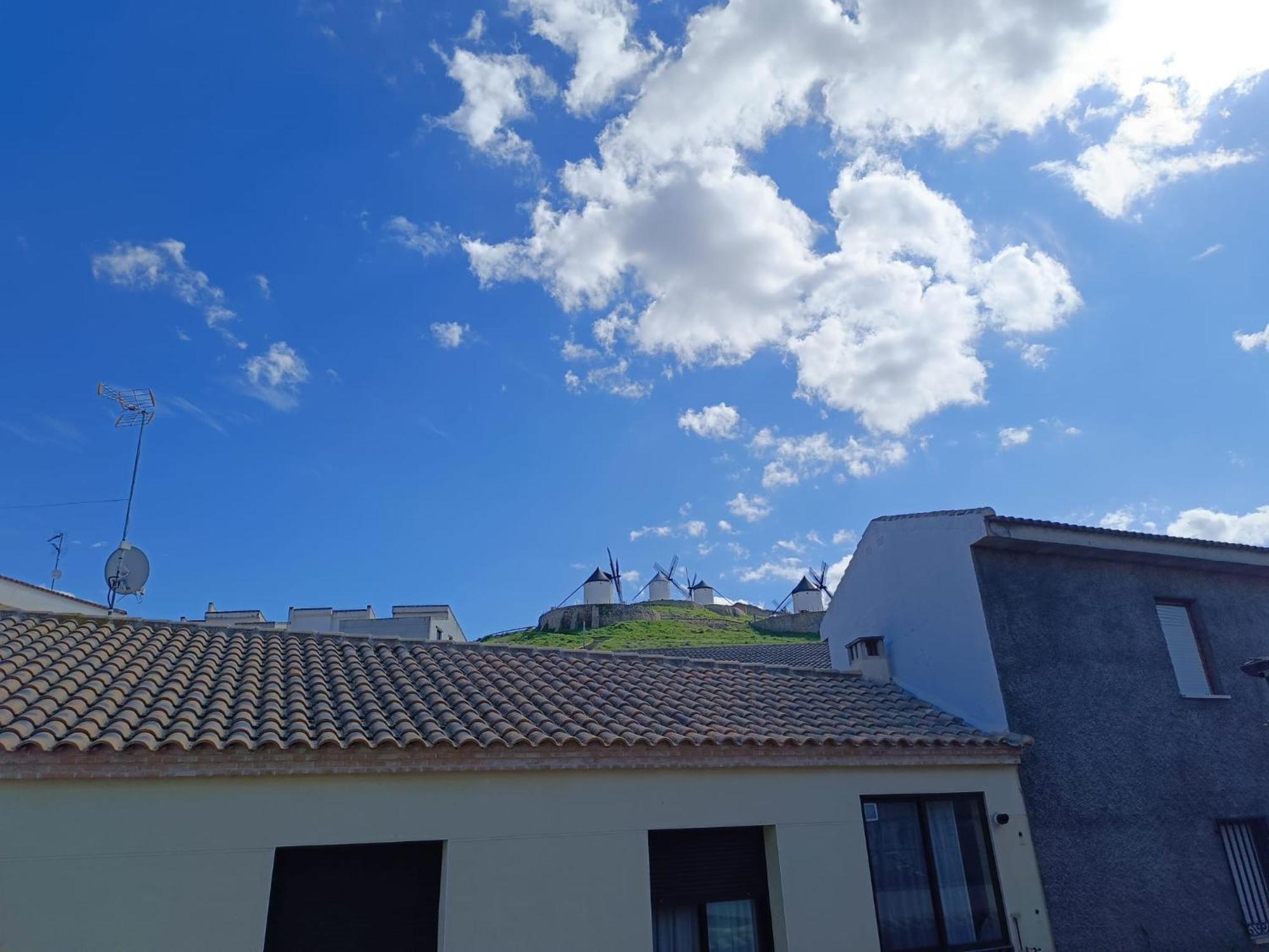 Apartamentos Turisticos La Vida De Antes Consuegra Exterior photo
